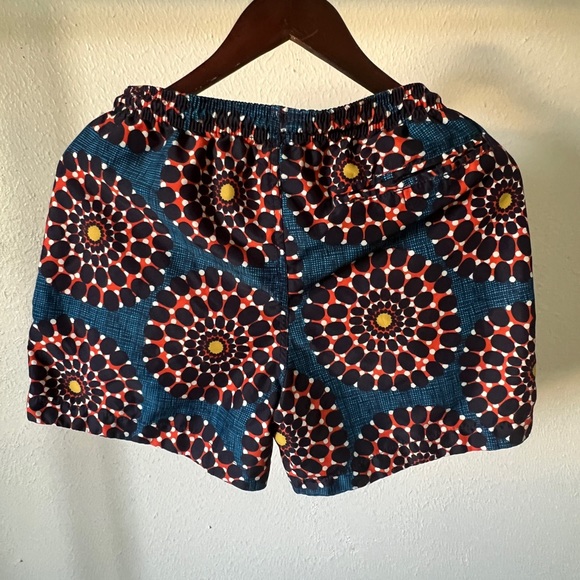 H&M men's swim shorts. - Picture 2 of 3